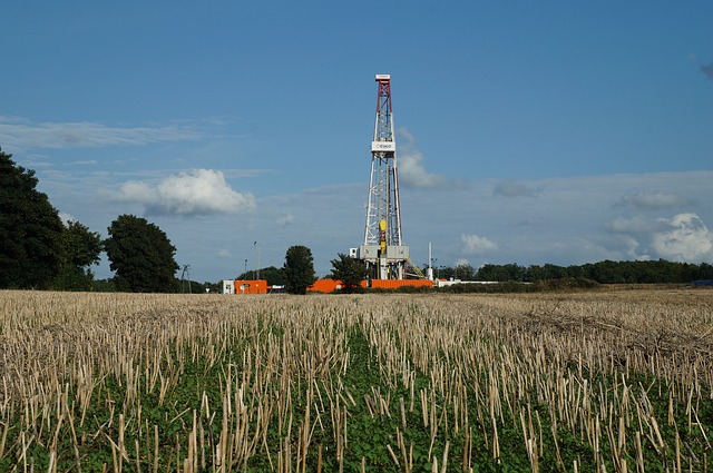 Commentary – How Much Oil Could an Oil Rig Rig?